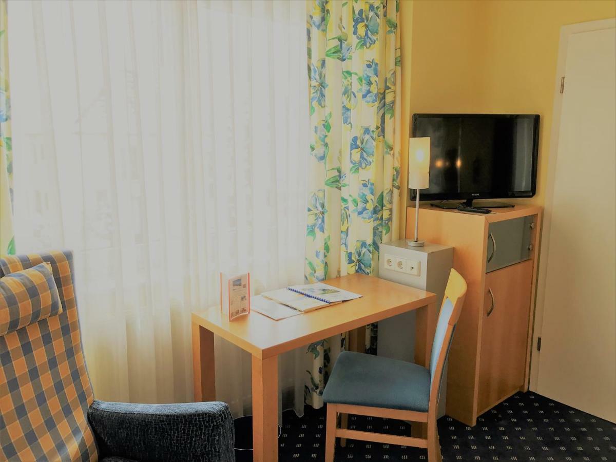 Hotel Moehringer Hof 3*